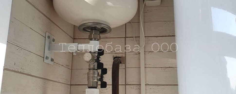 Расширительный бак для гвс Flamco