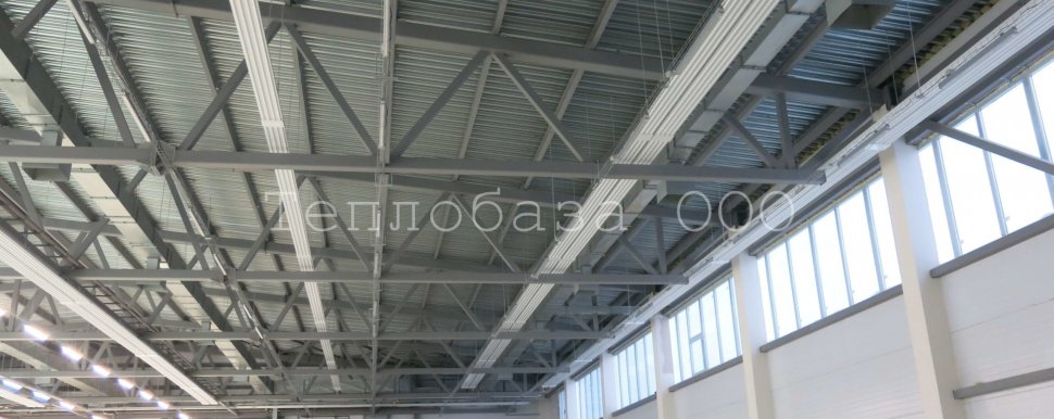 инфракрасные панели в автосалоне